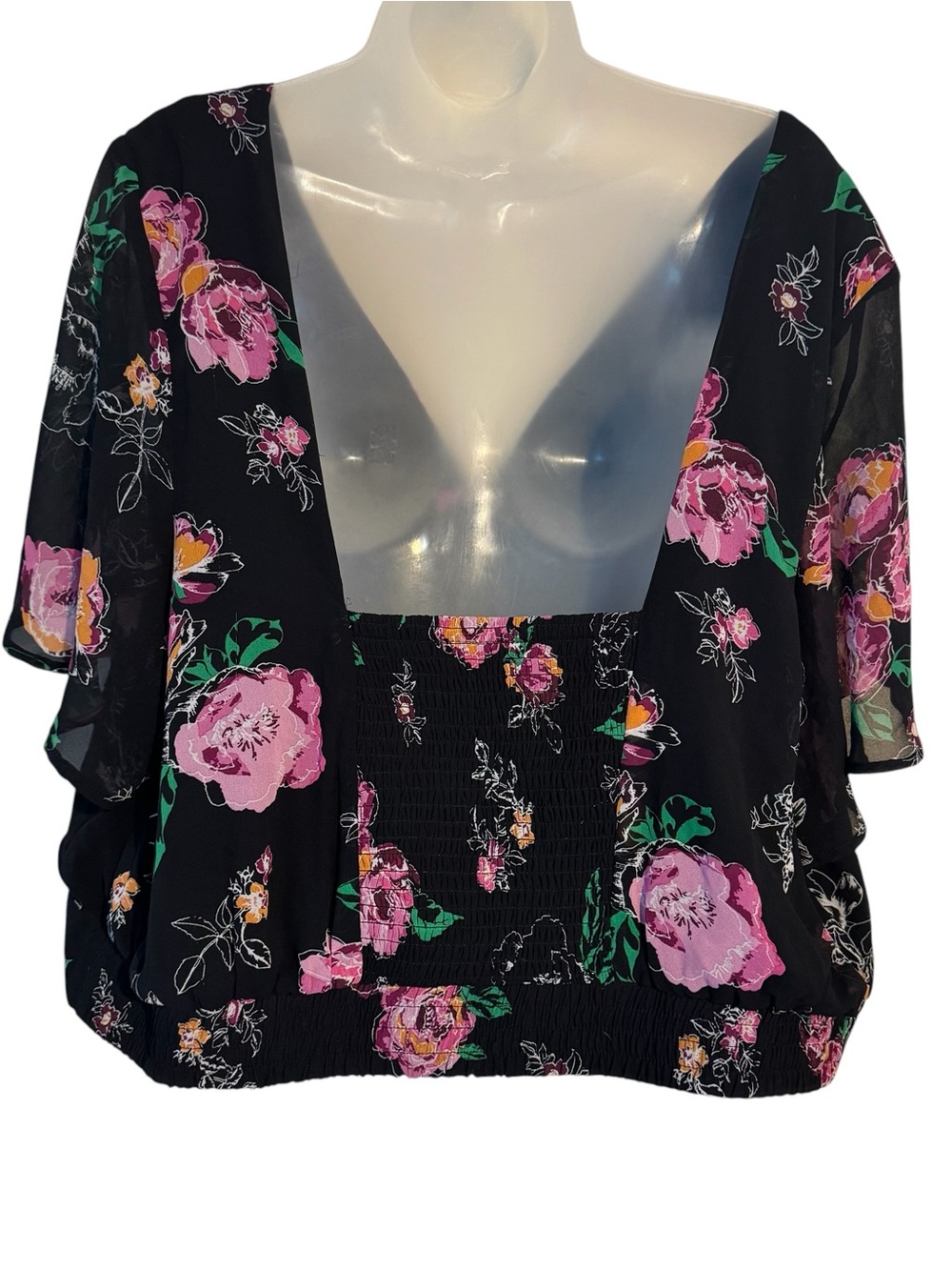 TORRID Black Floral Crop Top w/ Beautiful Pink & Green Blooms PLUS: 4X    #A - Picture 6 of 10